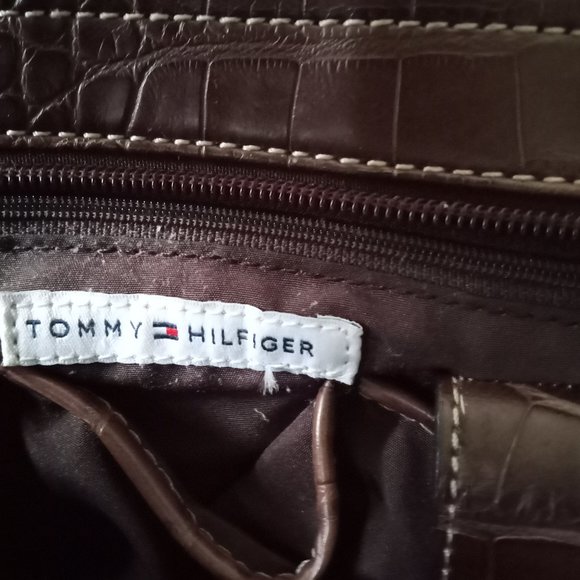 Tommy Hilfiger Handbag - Picture 2 of 7